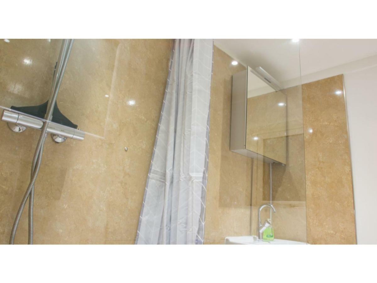 شقة Elegant 1Bdr W/Private Garden In Vibrant برايتون المظهر الخارجي الصورة